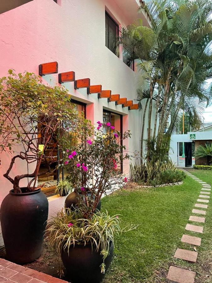 Hotel La Provence Cuernavaca Exterior foto